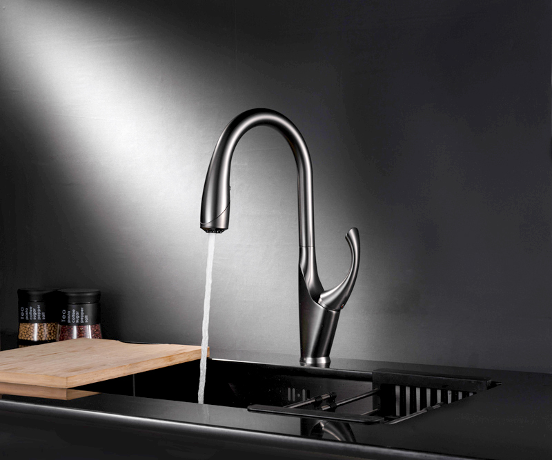 SLY Brass Chrome Pull-out Spray Kitchen Sink Faucet Mixer Tap