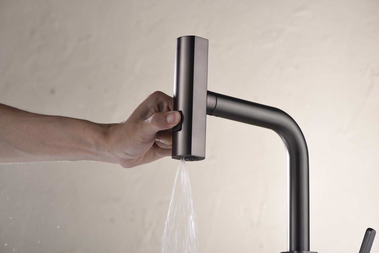 single handle kitchen faucet