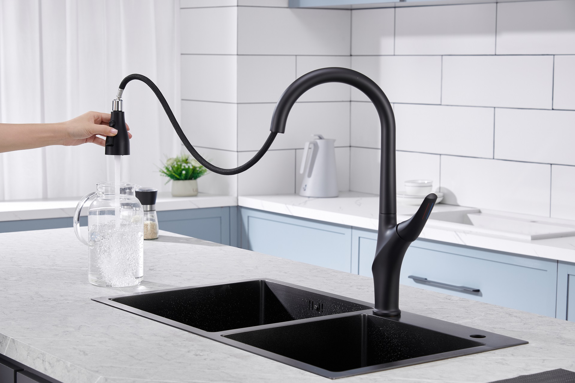 pull out kitchen faucets