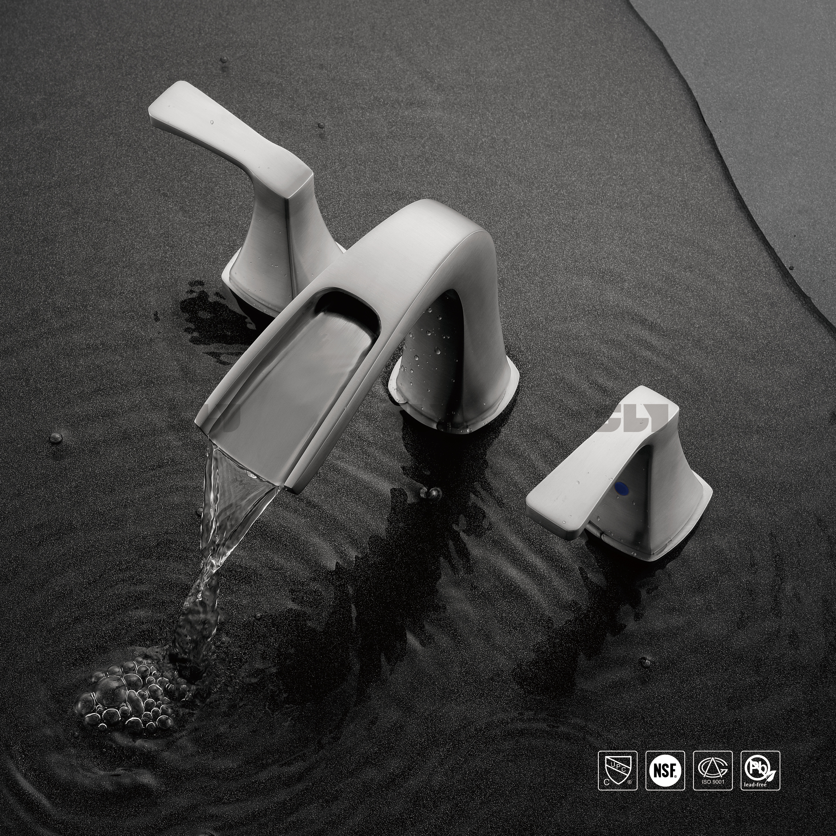 brushed nickel faucet 