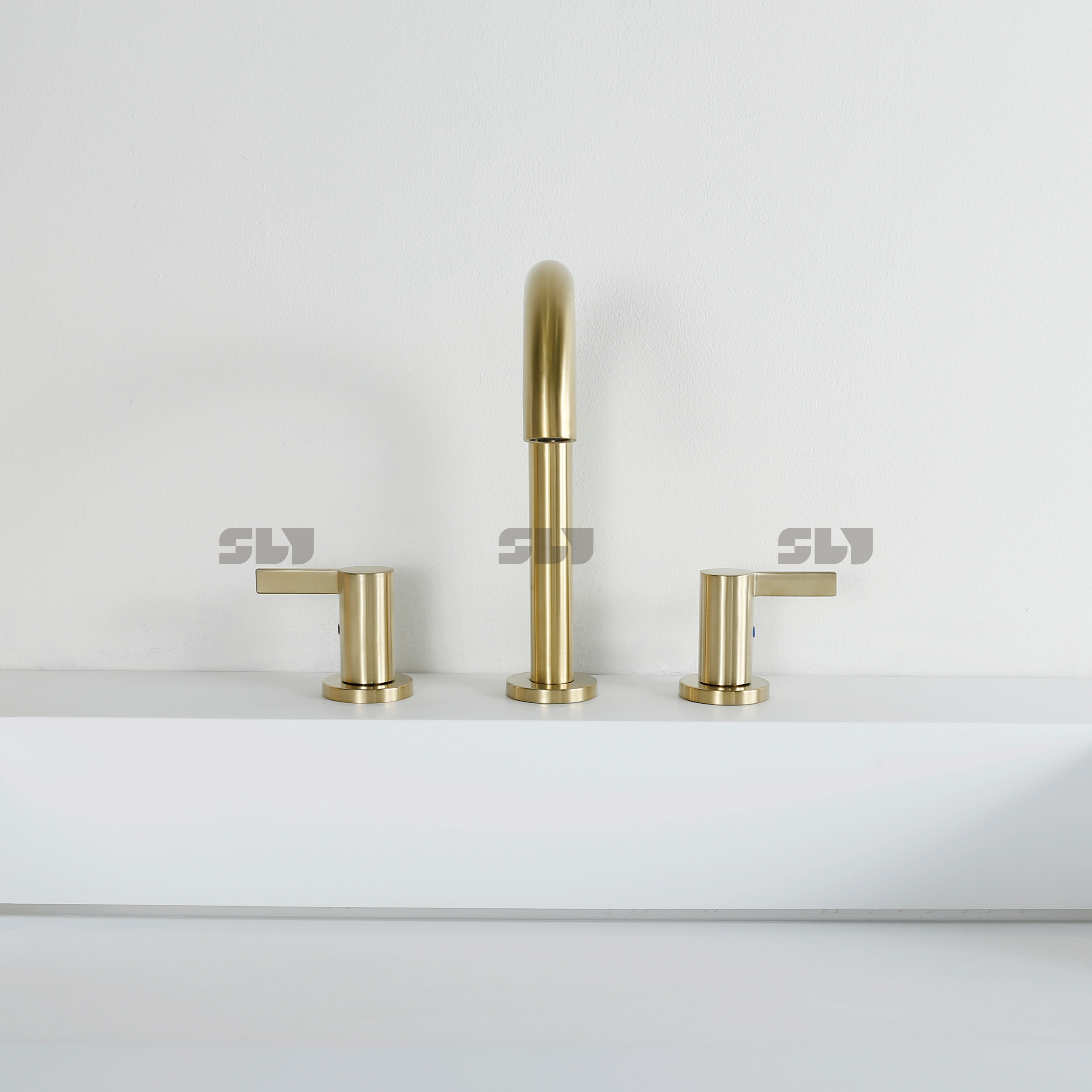 SLY Luxury Gold Wash Face Basin Faucet Widespread 8 Inch 3 Hole Lavatory Sink Faucet