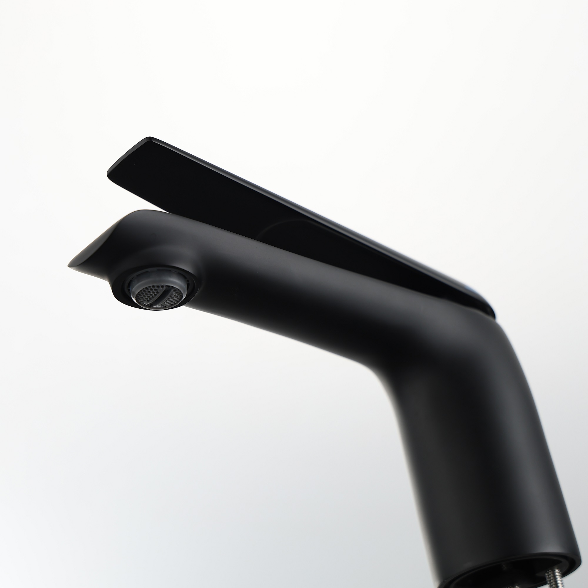 Single Handle Bathroom Faucet