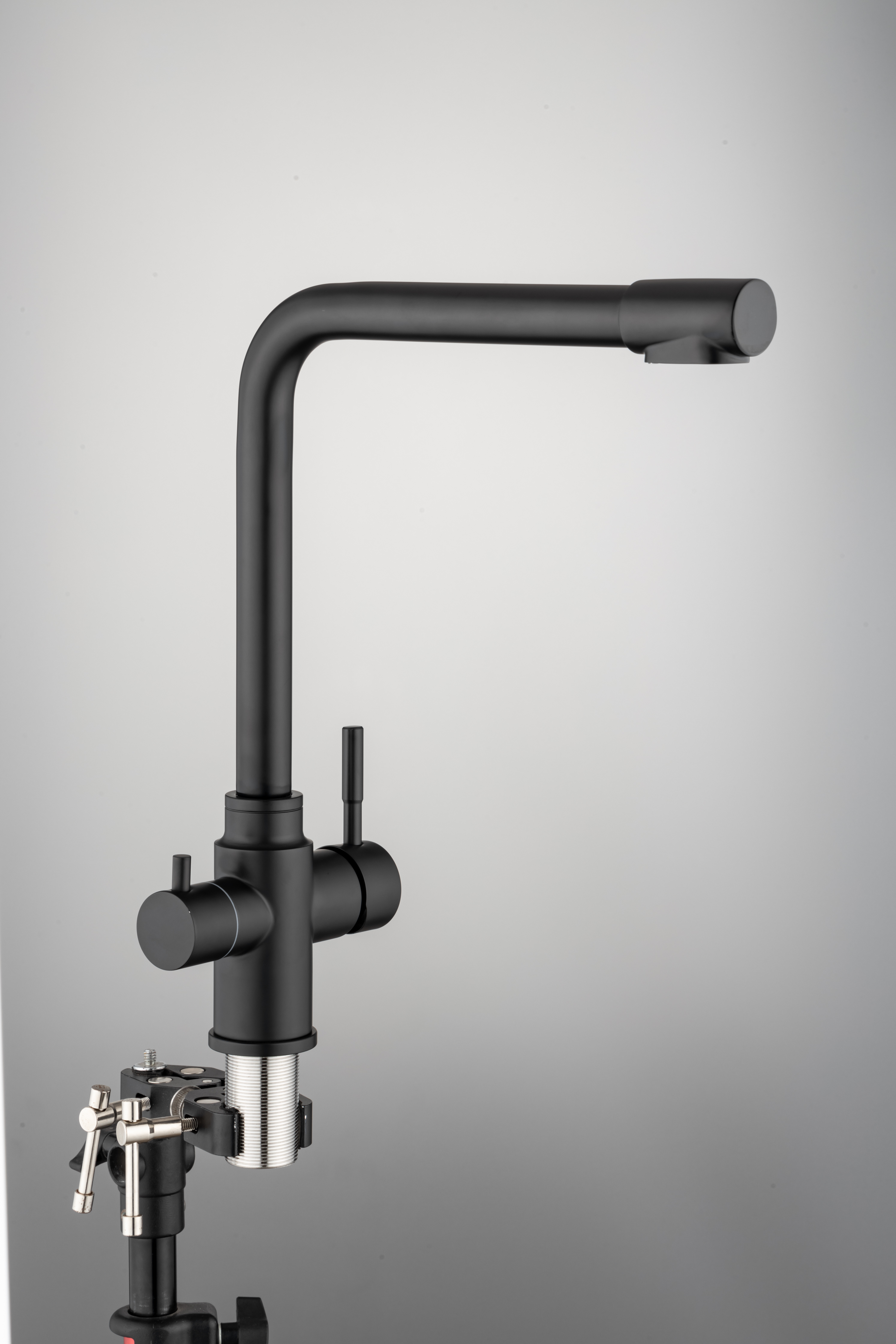  Hot Cold Mixer Water Filtration Tap and Faucets