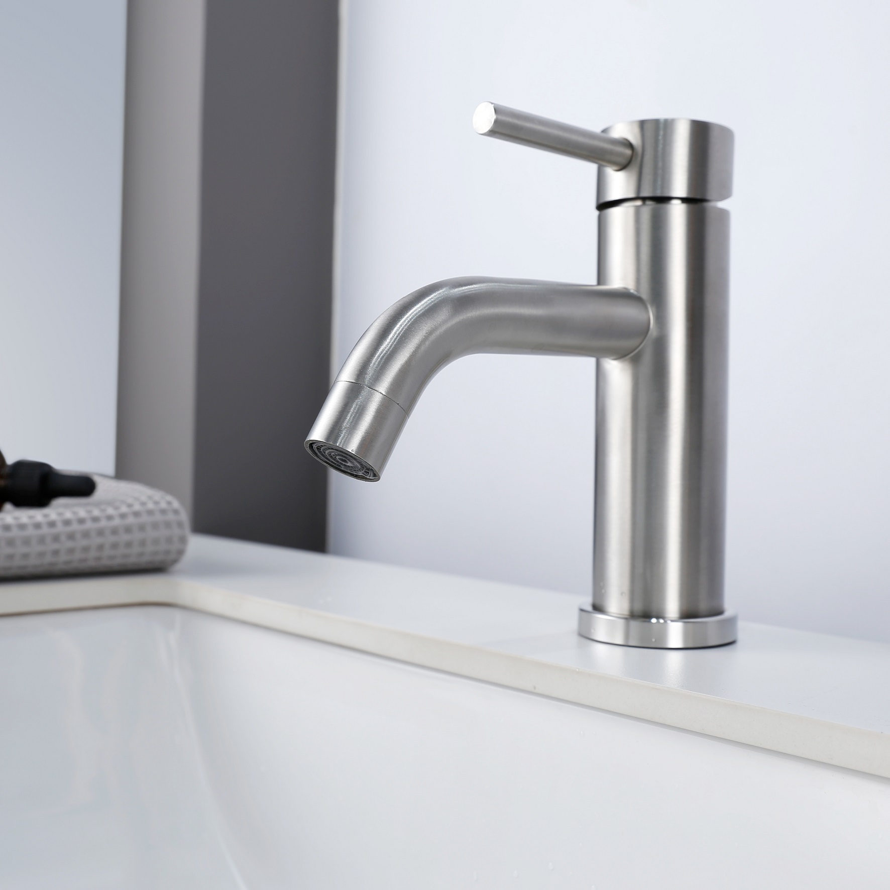 SLY Bathroom Stainless Steel Wash Basin Single Handle Faucet Mixer Taps